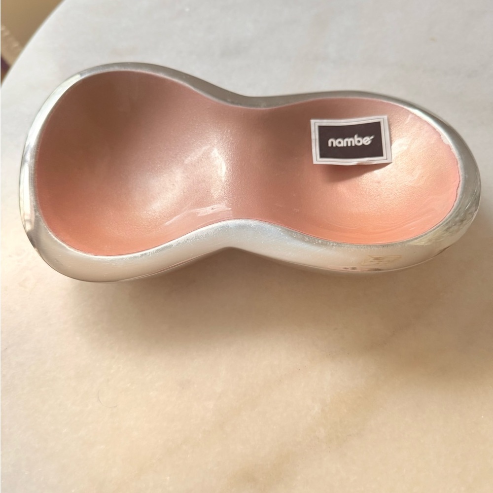 Nambe NWT Silver and Blush Designer Bowl